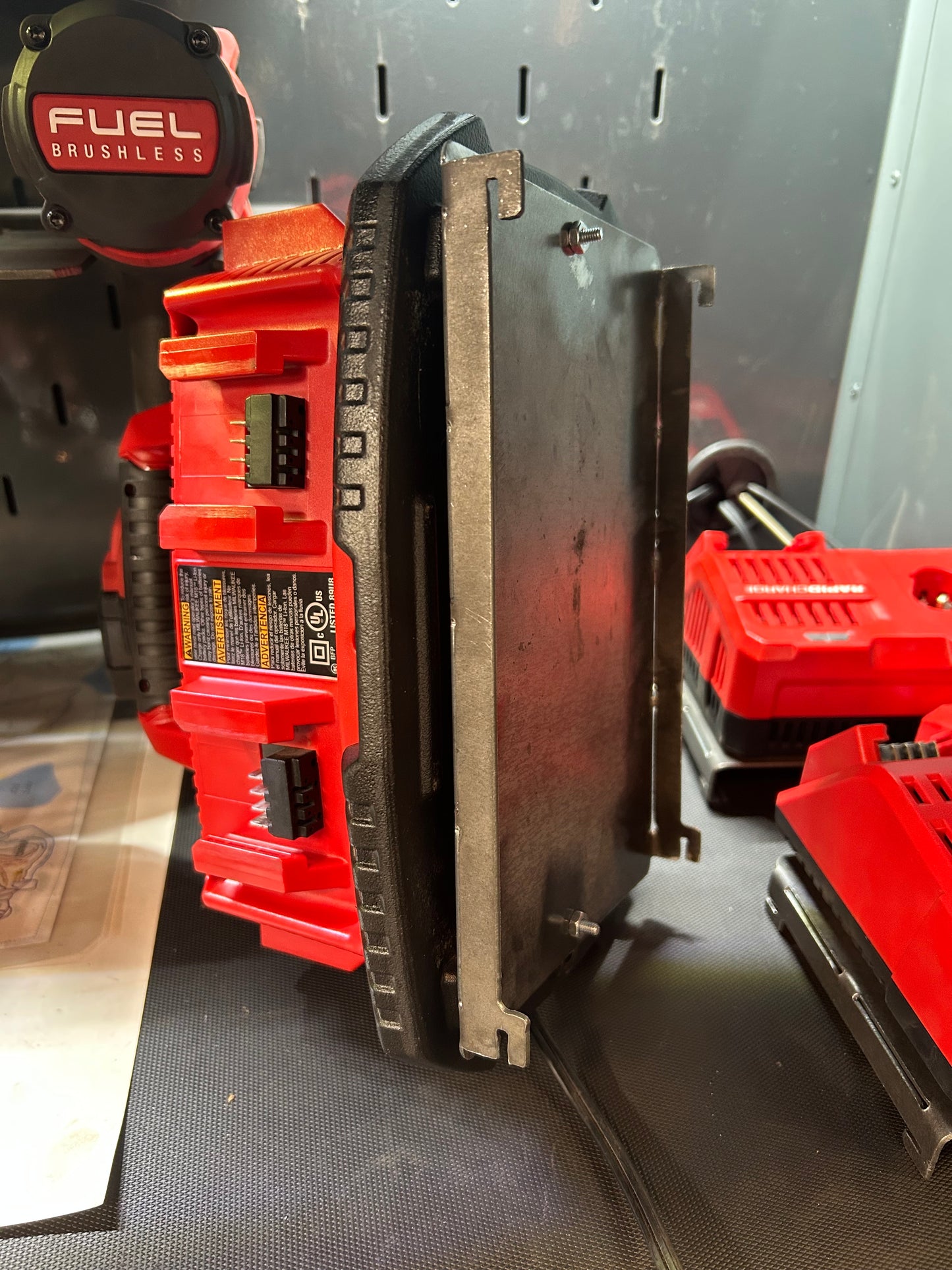 Icon & US General - Milwaukee 6 Pack and Ryobi Charger Mount