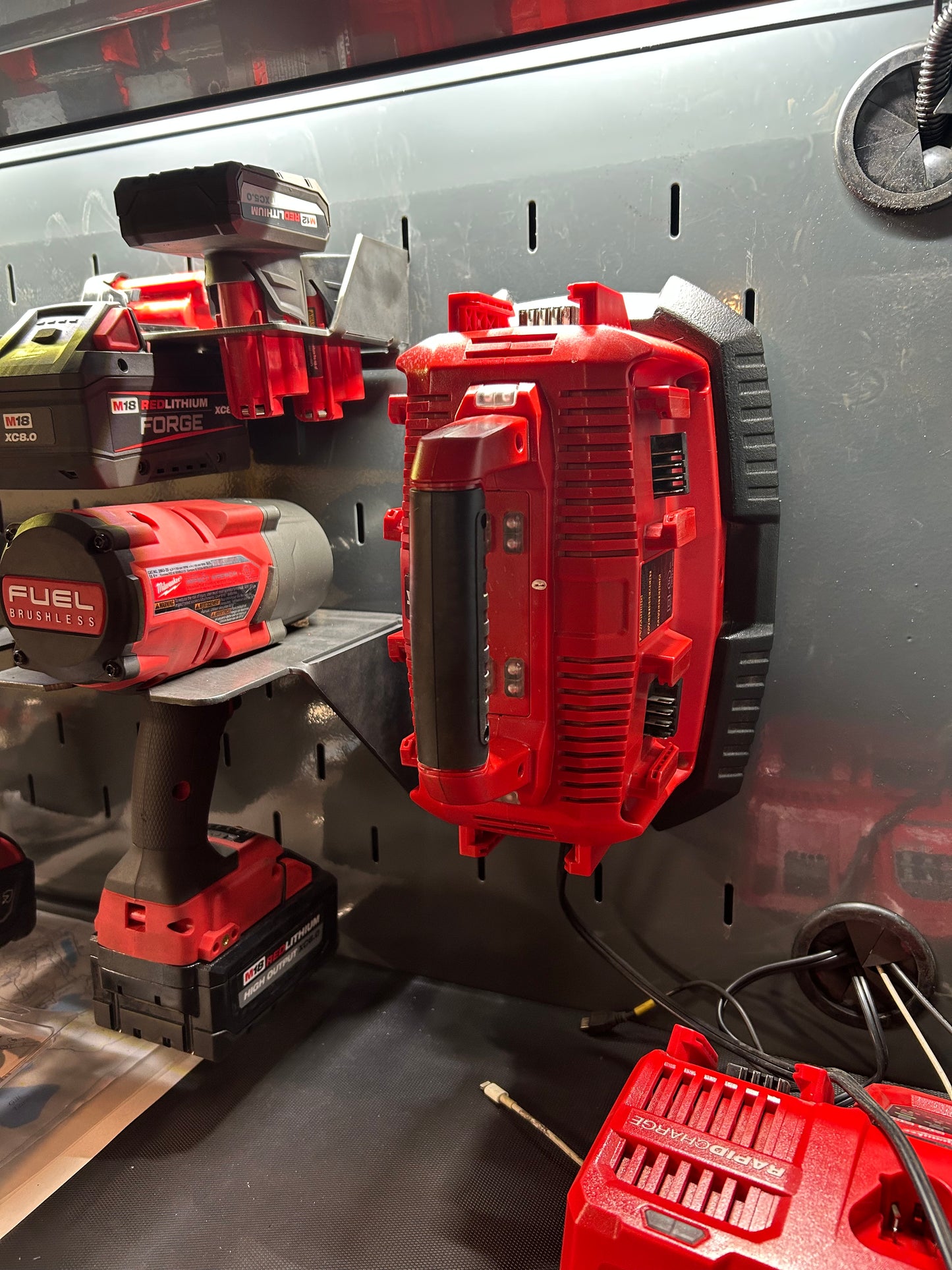 Icon & US General - Milwaukee 6 Pack and Ryobi Charger Mount