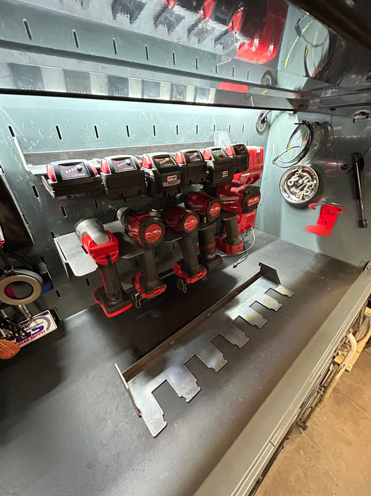 US General - Milwaukee 18v Kit, 1 charger mount, 1 battery mount, 1 tool mount