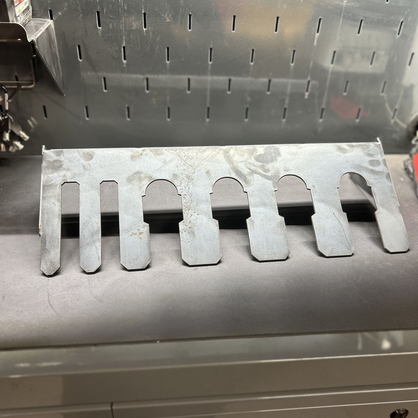 Tool Mount with 2 ratchet slots works with all cordless tool brands - Harbor Freight Icon & US General (Copy)